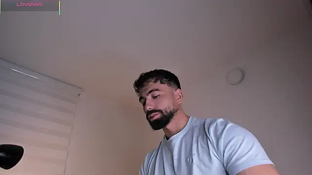 Snapshot of edrick_walton1 chatting on 30, 10, 2025 edrick walton1 online show from 30, 10, 2025