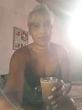 Goodgirlsue 77 online show from 5, 12, 2025