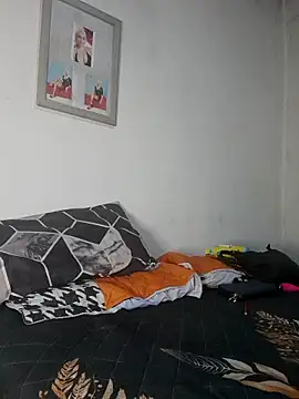 Goodgirlsue 77 online show from 15, 12, 2025