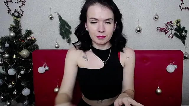 JasmineKouch online show from 12, 1, 2025