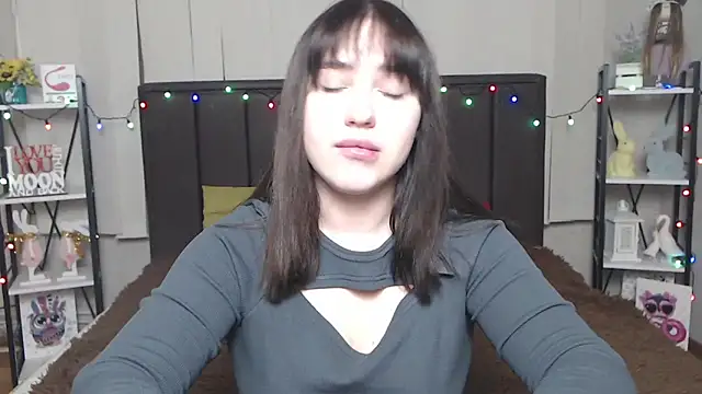 LauraHlot online show from 28, 1, 2025