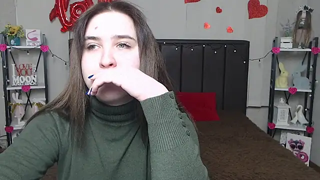 LauraHlot online show from 20, 2, 2025