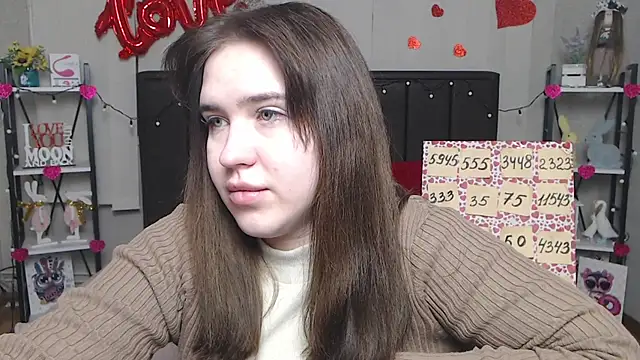 LauraHlot online show from 3, 3, 2025