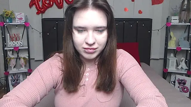 LauraHlot online show from 3, 3, 2025
