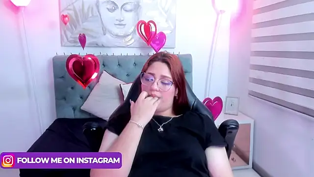 Camiila Osorio online show from 13, 2, 2025
