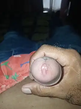 Snapshot of taylorWiiz chatting on 21, 11, 2025 taylorWiiz online show from 21, 11, 2025