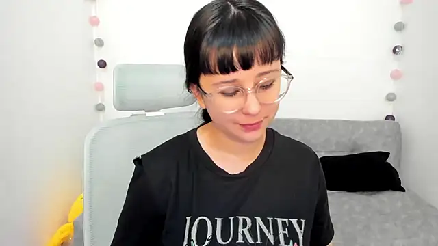 Snapshot of Sofiskies chatting on 29, 10, 2025 Sofiskies online show from 29, 10, 2025