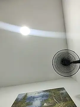 Linda Lars online show from 21, 2, 2025