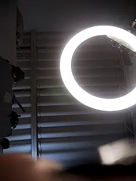 Linda Lars online show from 24, 10, 2025