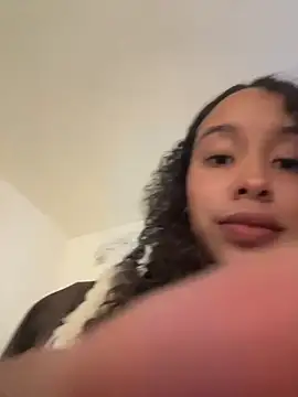 MarieLeon online show from 31, 1, 2026