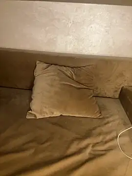 RachaCharmouta online show from 5, 11, 2025