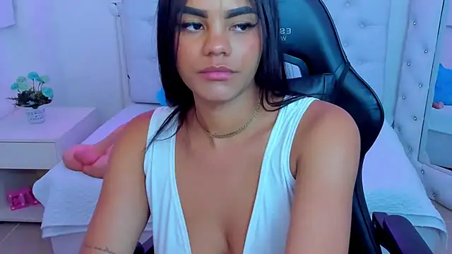 silvana  miller online show from 18, 2, 2025