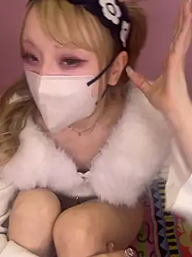 Snapshot of alice__1111 chatting on 1, 3, 2026 alice 1111 online show from 1, 3, 2026