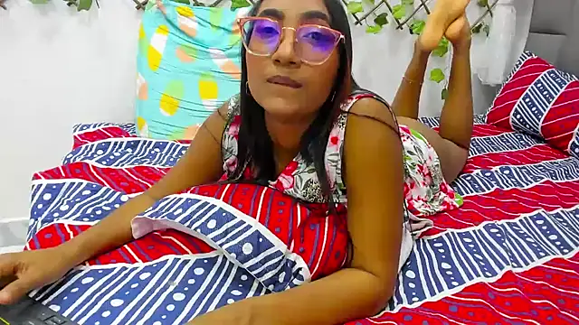 Snapshot of MurphyAngelina chatting on 24, 1, 2025 MurphyAngelina online show from 24, 1, 2025