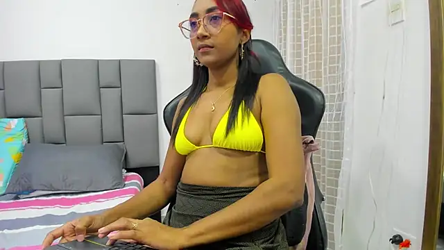 Snapshot of MurphyAngelina chatting on 8, 2, 2025 MurphyAngelina online show from 8, 2, 2025