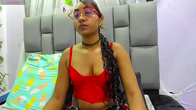 Snapshot of MurphyAngelina chatting on 10, 10, 2025 MurphyAngelina online show from 10, 10, 2025