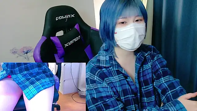 Snapshot of hazuki_8008 chatting on 24, 10, 2025 hazuki 8008 online show from 24, 10, 2025