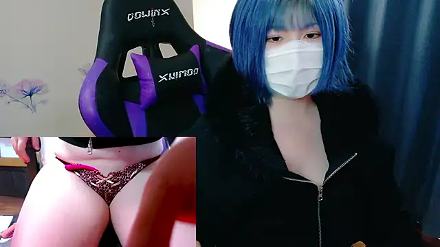 Snapshot of hazuki_8008 chatting on 18, 11, 2025 hazuki 8008 online show from 18, 11, 2025