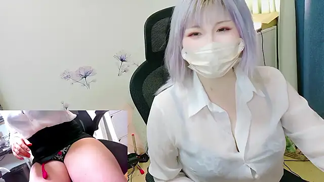 Snapshot of hazuki_8008 chatting on 9, 4, 2026 hazuki 8008 online show from 9, 4, 2026