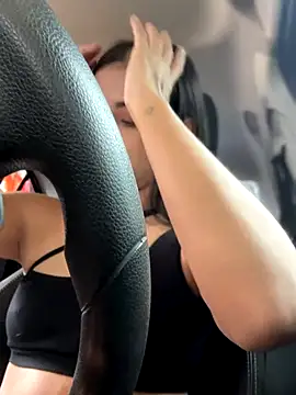 Snapshot of Arilw chatting on 24, 11, 2025 Arilw online show from 24, 11, 2025