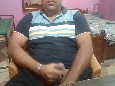 Snapshot of boyplay1000 chatting on 16, 11, 2025 boyplay1000 online show from 16, 11, 2025