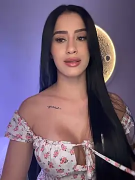 Snapshot of SarahhSmitth1 chatting on 9, 10, 2025 SarahhSmitth1 online show from 9, 10, 2025