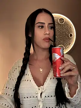 Snapshot of SarahhSmitth1 chatting on 20, 10, 2025 SarahhSmitth1 online show from 20, 10, 2025