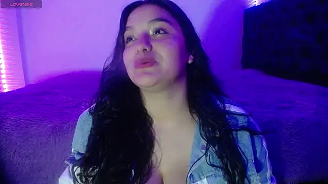 Snapshot of Laurenkenner_ chatting on 17, 10, 2025 Laurenkenner online show from 17, 10, 2025