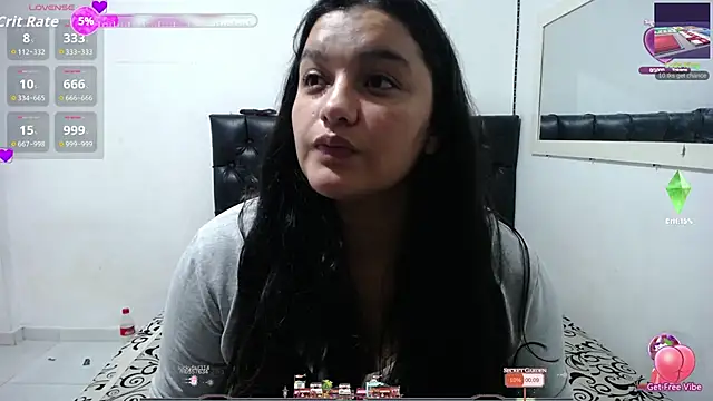 Snapshot of Laurenkenner_ chatting on 12, 11, 2025 Laurenkenner online show from 12, 11, 2025