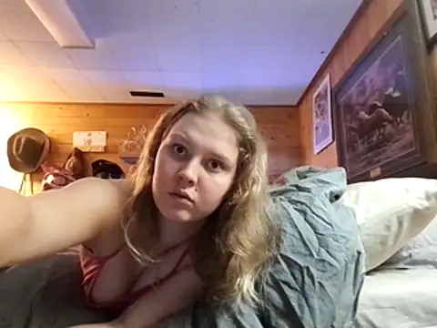 Snapshot of Ryan_and_Aurora chatting on 11, 2, 2026 Ryan and Aurora online show from 11, 2, 2026