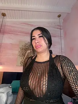 Snapshot of kiim_taaylor chatting on 5, 3, 2025 kiim taaylor online show from 5, 3, 2025