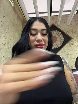 Snapshot of kiim_taaylor chatting on 14, 11, 2025 kiim taaylor online show from 14, 11, 2025