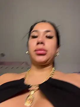 kiim taaylor online show from 15, 12, 2025