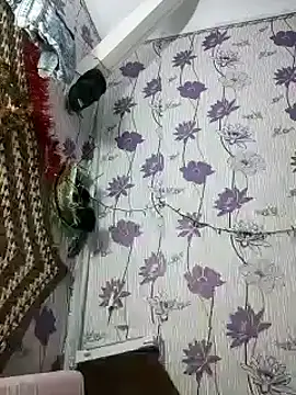 SweetLeila40 online show from 2, 1, 2025