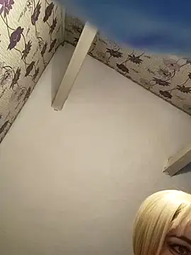 SweetLeila40 online show from 7, 3, 2025