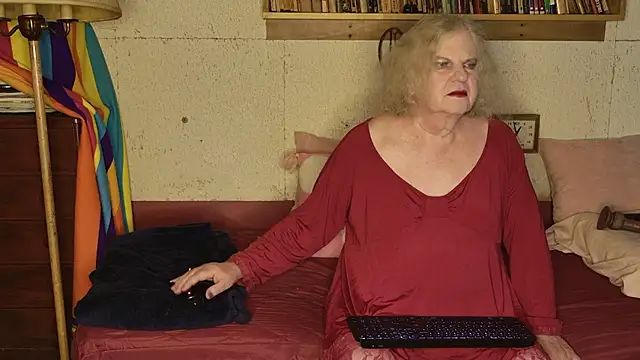 Snapshot of theadora chatting on 23, 9, 2025 theadora online show from 23, 9, 2025