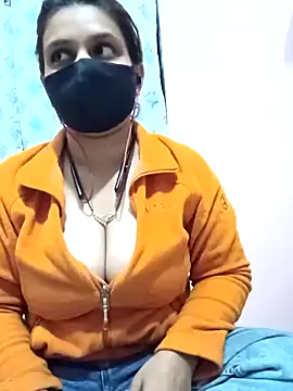 Snapshot of pikaindian chatting on 1, 12, 2024 pikaindian online show from 1, 12, 2024