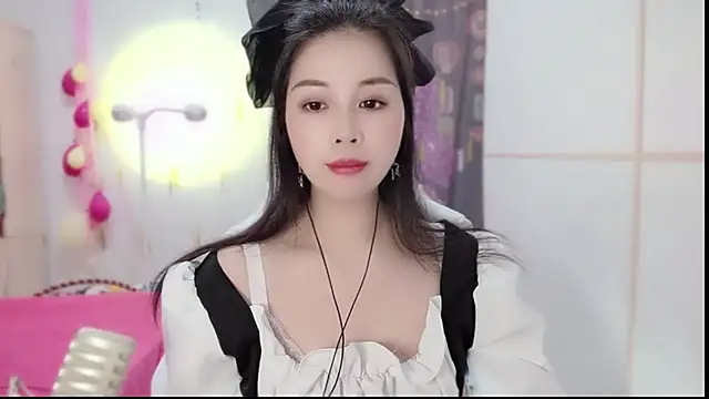 HK angelchloe online show from 6, 3, 2025