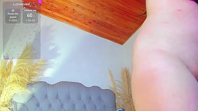 Tahiraa  online show from 3, 12, 2025