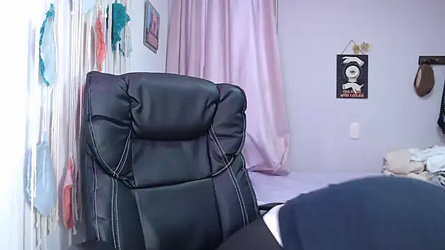 yulieth anamar online show from 16, 12, 2024
