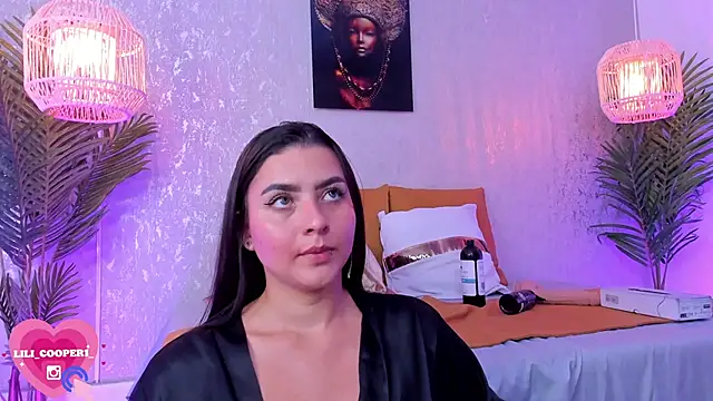 Snapshot of lilicooper_ chatting on 20, 12, 2024 lilicooper online show from 20, 12, 2024