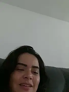 Snapshot of rebeccaareys chatting on 17, 1, 2025 rebeccaareys online show from 17, 1, 2025