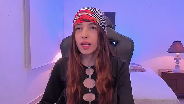 sofiarouge online show from 16, 12, 2025