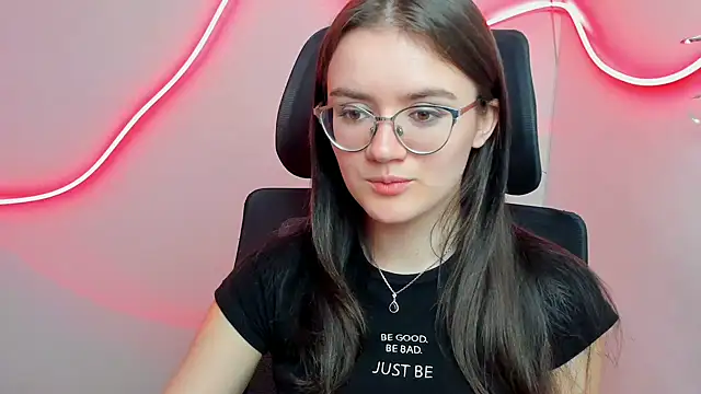 Josephine jo online show from 22, 3, 2025