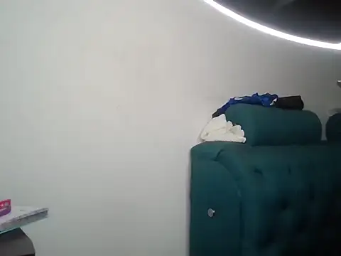 Snapshot of annibaby_88 chatting on 9, 11, 2025 annibaby 88 online show from 9, 11, 2025