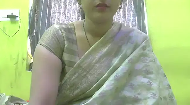 CUTYHINA 001 online show from 4, 12, 2024