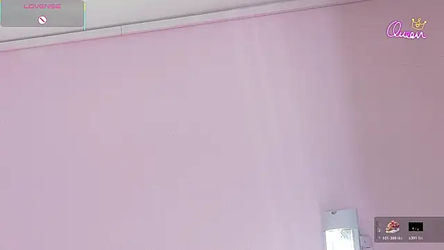 Snapshot of ebonydreams01 chatting on 9, 2, 2026 ebonydreams01 online show from 9, 2, 2026