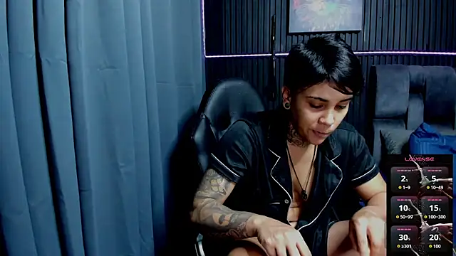 ZhoeStrong online show from 26, 11, 2025