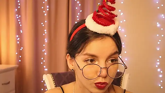TrudyCarey online show from 12, 12, 2024