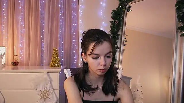 TrudyCarey online show from 19, 12, 2024